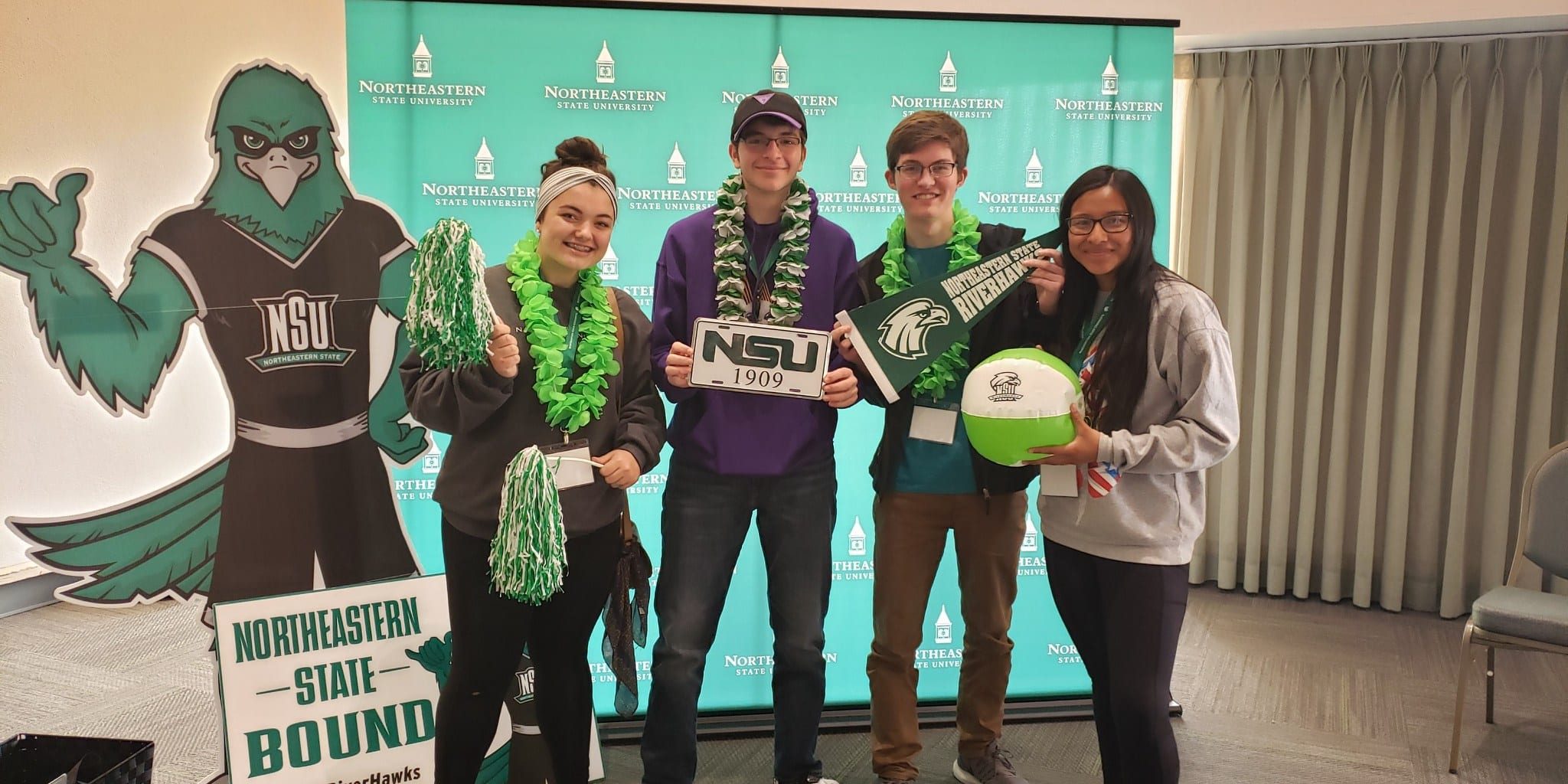 Students from Claremore visiting NSU